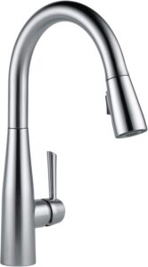 Single Hole Kitchen Faucet with Pull-Down Sprayer